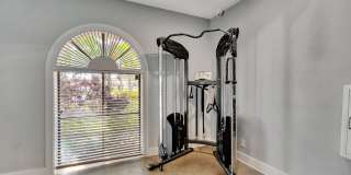 One Bedroom One Bathroom! WATERFRONT COMMUNITY! Gallery 21