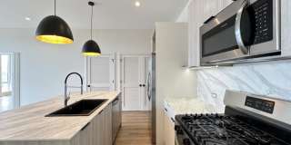 3205 Narragansett Gallery 5