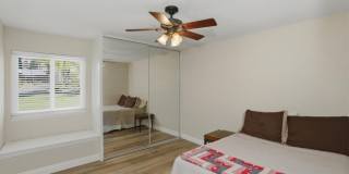 16540 Wagon Wheel Gallery 23