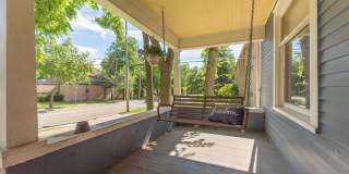 1123 W Huron Street Gallery 5