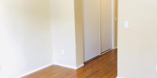 27540 Canterbury Street Gallery 23