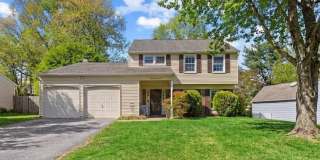 1435 CROFTON Parkway Gallery 1