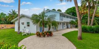 2121 Northeast Park Street - 6A Gallery 1