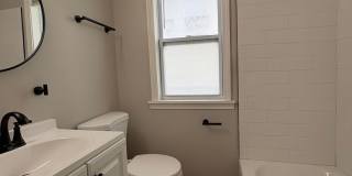 2 bed, 1 bath home in the heart of Central St. Louis City, moments from Forest Park, Barnes Jewish Hospital, SLU, & more! Gallery 9