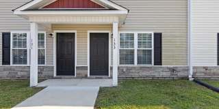 Beautiful Townhome Available! Gallery 1