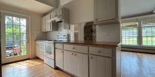 104 Comstock Hill Avenue Gallery 6