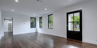 1110 W 22 1/2 St Gallery 11