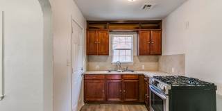 1501 Northeast Grand Boulevard Gallery 3