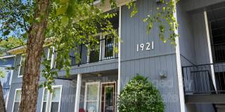 1921-4 Sardonyx Gallery 1