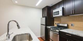 1430 W Gallery 1