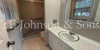 Spacious One Level Home with Den, Granite Kitchen Island, and 2 Car Carport Gallery 49