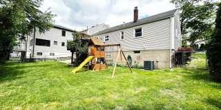 321 Maplewood Drive Gallery 24