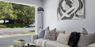 3323 JACKSON Ave Gallery 8