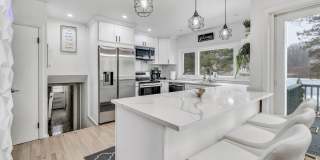 110 Grenelle Street Gallery 10