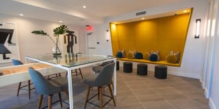 Mira Gallery 19