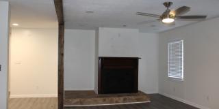 335 Poplar Avenue Gallery 3