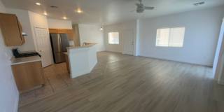 Henderson 3 Bedroom Townhouse! Gallery 8