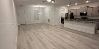 1255 WADSWORTH SE Gallery 6