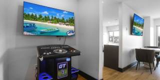 Ruxton Towers Apartments Gallery 28