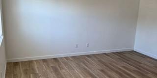 615 East Bain Street Gallery 4