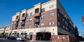 1619 N Farwell Ave Gallery 1