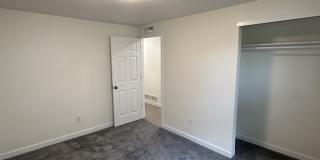 10521 Garrison Street Gallery 11