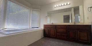 Spacious 4 Bedroom Home in Quiet Galt Neighborhood Gallery 34