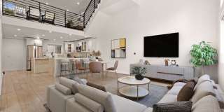 5019 West Maplewood Avenue Gallery 1