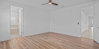 260 OAKLAWN Court Gallery 22