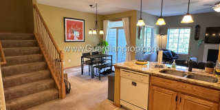 Lakeville 2 Bedroom Town Home, Dishwasher, Fireplace, 2 Car Garage, Garage Bonus Room Gallery 11