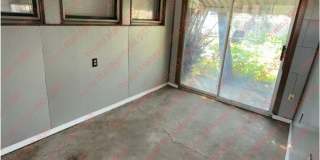 Great 3 bed 1 bath with large space recently updated near Cleveland Park Gallery 12