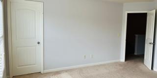 WOW! 3 bedroom 3.5 bathroom townhome! Like New! Must see Gallery 13