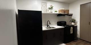 1060 Bishop Gallery 23