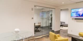 The Drakestone Gallery 43