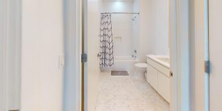 Stunning Fully Furnished Capitol Hill One Bedroom W/Parking Included! Gallery 13