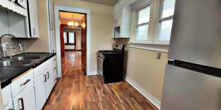 2013 Cooper Ave Gallery 26