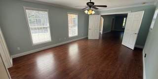 Gulf Breeze - Proper - 5 bedroom, 3.5 bathroom with pool and lawn care included Gallery 19