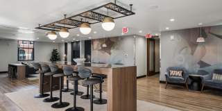 Senate Square Gallery 9