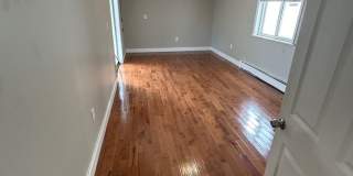 Nicely renovated 3 bed 2 bath near Tenean Beach! Gallery 16