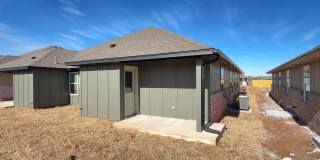 Welcome to Brand New Masonwood featuring this 3 Bedroom 2 Bath 2 Car Garage Duplex in a Great location close to the Broadway Extension and only 8 minutes from downtown OKC Gallery 19