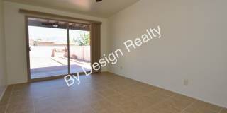 Spacious 3 Bed 2 Bath Eastside Home w/Huge Yard & Fireplace Gallery 30