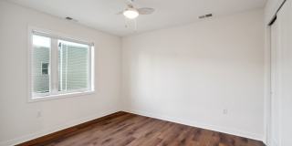 Graduate Pointe Gallery 99