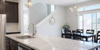 Open concept plan in Savannah Southside - Close to I95 Gallery 9