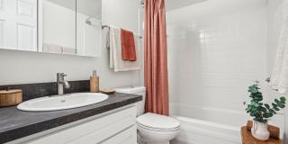 Woodbridge Apartments Gallery 8