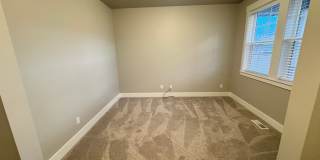 Beautiful Newer Built 3-Bedroom, 2 bath Home in Meadows at West Highlands Gallery 4