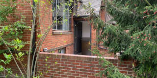 1422 W Oak St Bsmt UNIT Gallery 32