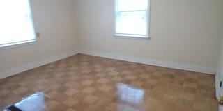 Home for rent Gallery 8
