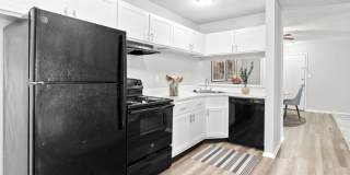 Lakes Edge Gallery 6