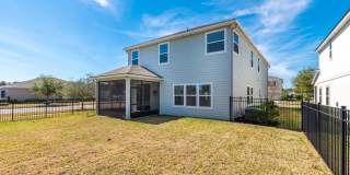 Beautiful 4 Bedroom 2.5 Baths Homes Gallery 38