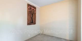 2880 S Locust St Gallery 6
